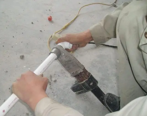 濠江漏水维修电话